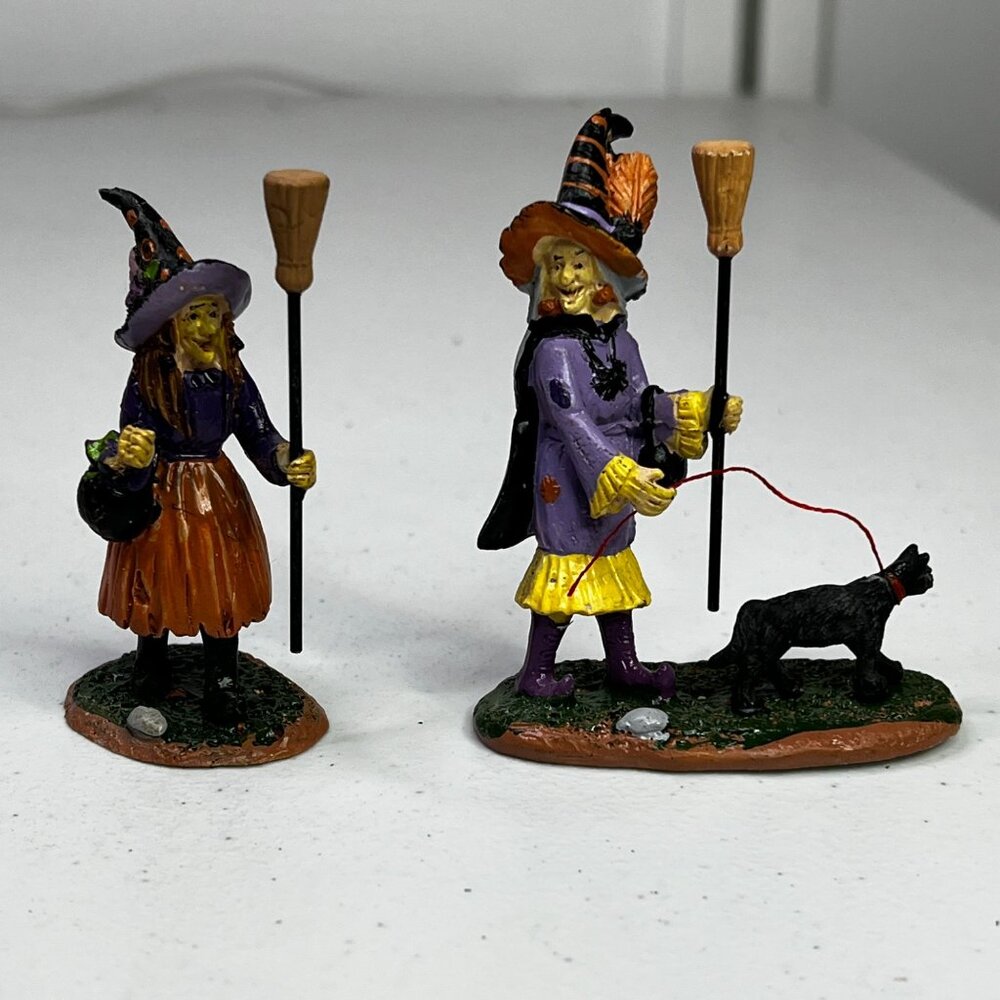 Lemax Witches Night Out Spooky Town Halloween Village Figurines - Picture 5 of 8